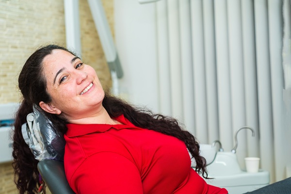 Why Many Prefer At Home Teeth Whitening